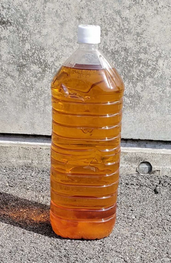 油容器(ペットボトル)の写真