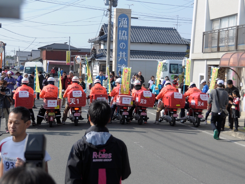 写真01:横島いちごマラソン大会の様子