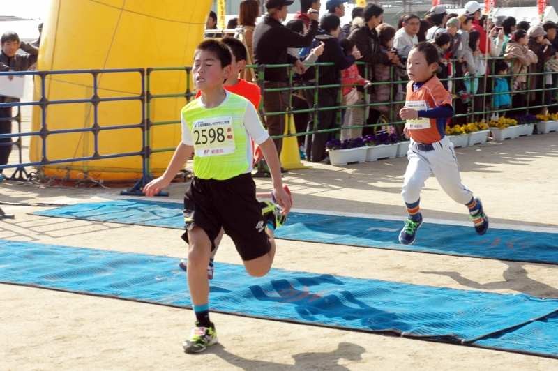 写真102:横島町いちごマラソン大会の様子