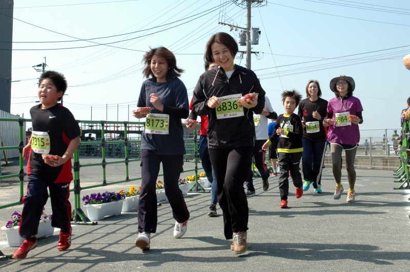 写真107:横島町いちごマラソン大会の様子