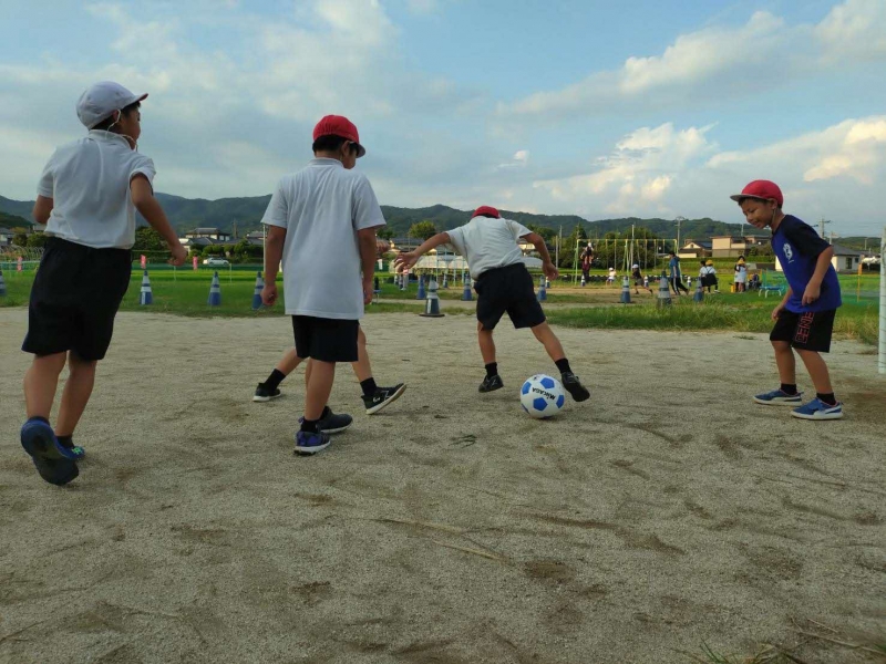 外遊び サッカー