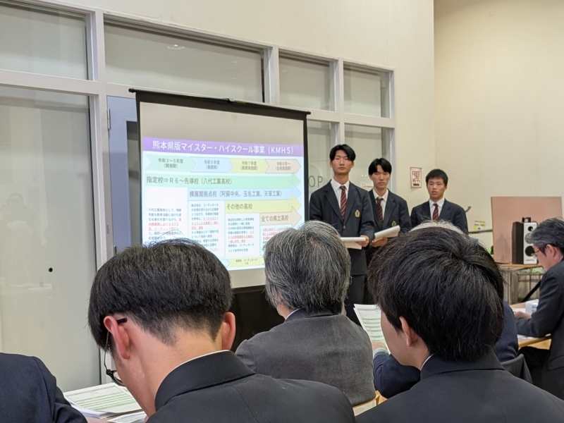 県立玉名工業高校、電気科の発表の様子