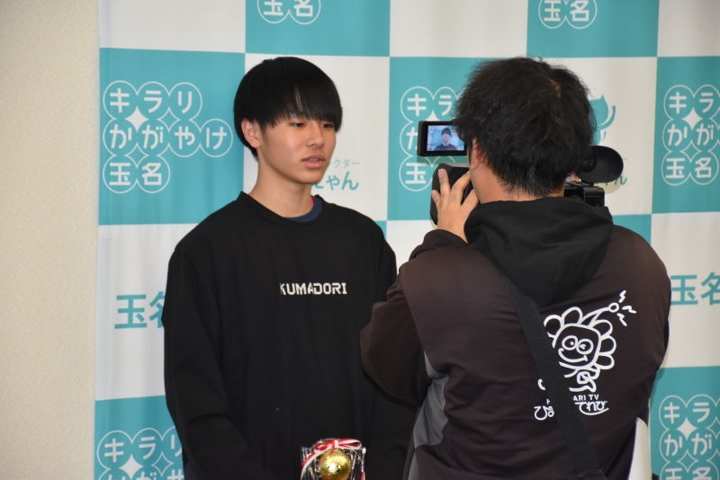 ��Ĺɽ�ɥ��󥿥ӥ塼���ͻ�