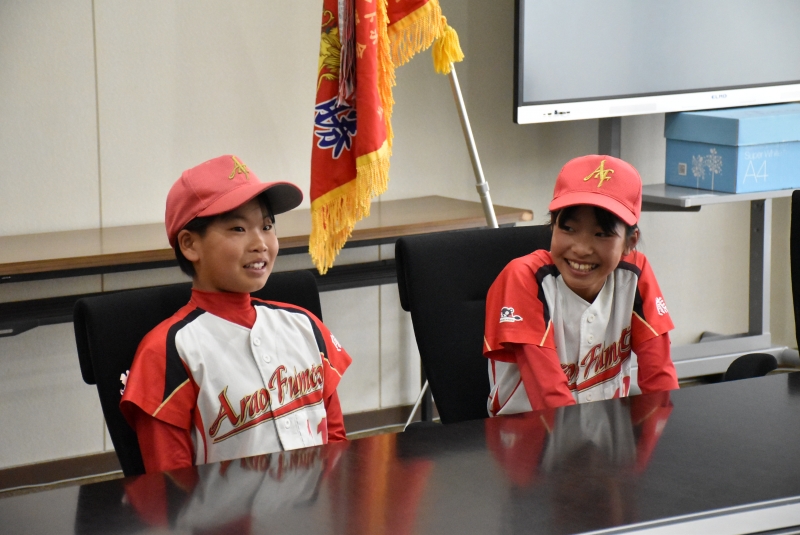 ��Ĺɽ���̾Ф��ͻ�