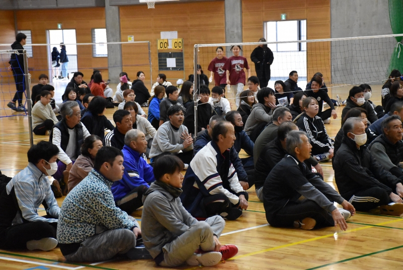 ���񼰤��ͻ�