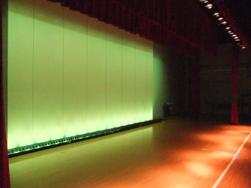 ステージ照明設備の写真