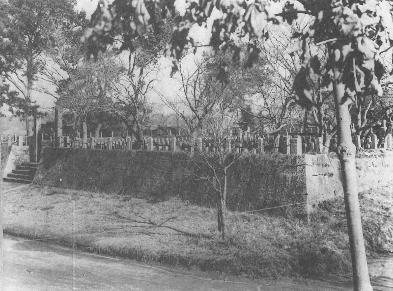 高瀬官軍墓地の画像