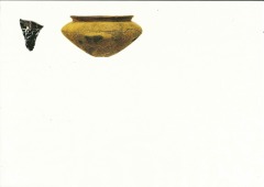 南大門遺跡の旧石器と吉丸前遺跡の縄文土器の写真